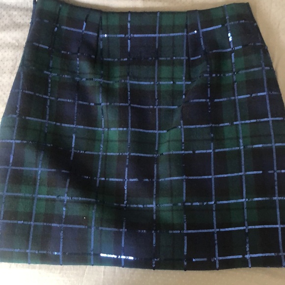 Vineyard vines skirt - Picture 3 of 3